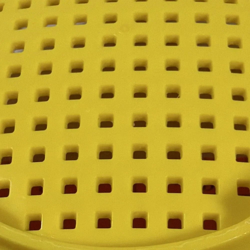 Vintage Tupperware Yellow Handled Colander Strainer Sieve 8